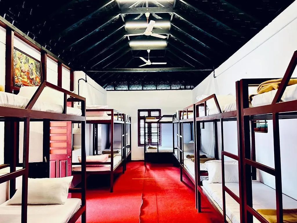 Resort The Shire Hotel Sultan Bathery