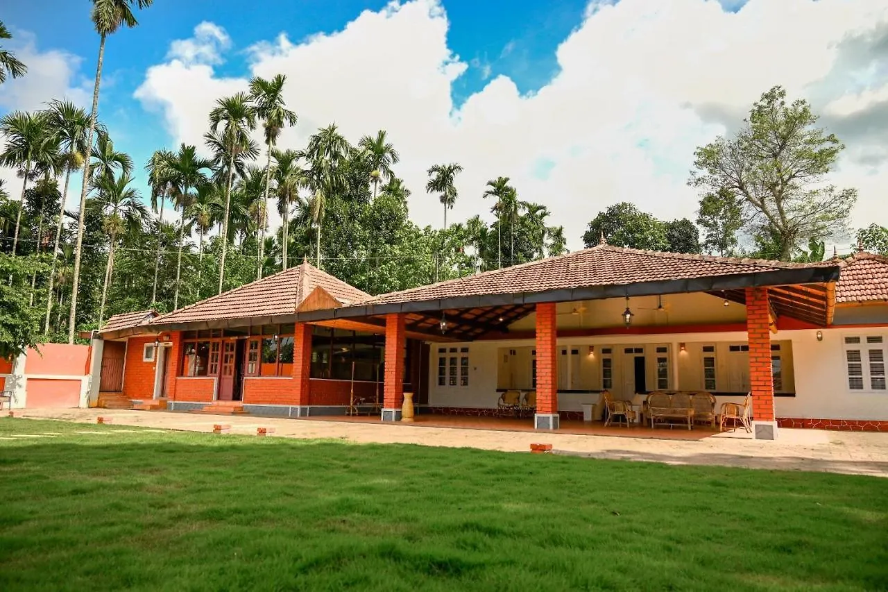 Resort The Shire Hotel Sultan Bathery India